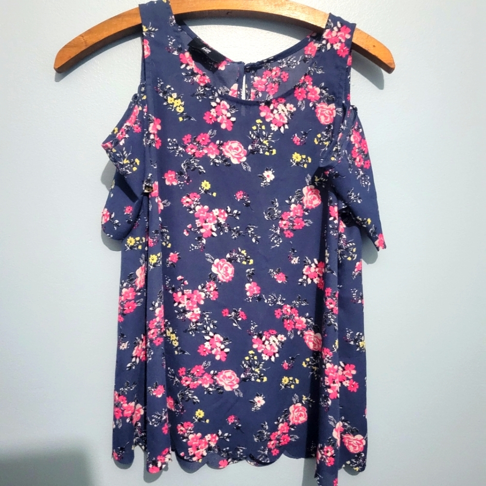 Iz Byer womens floral cold shoulder blouse top Size XS